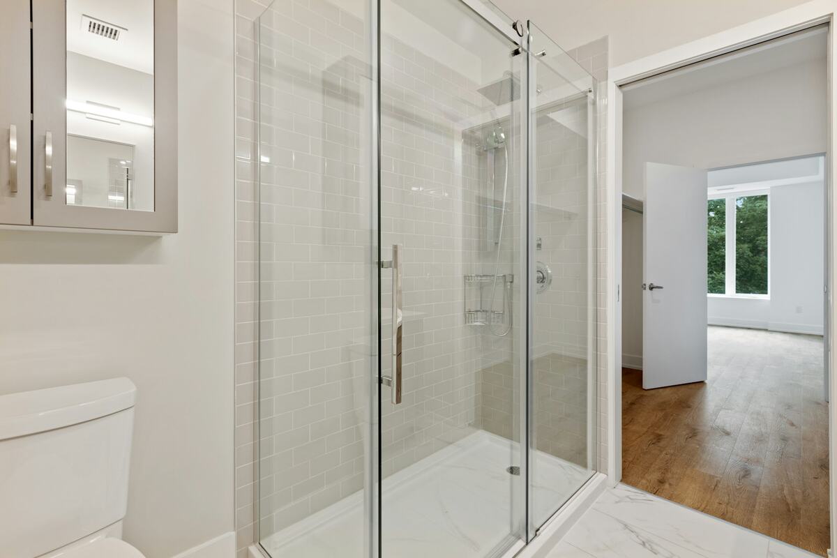 Canceles de baño en Acero