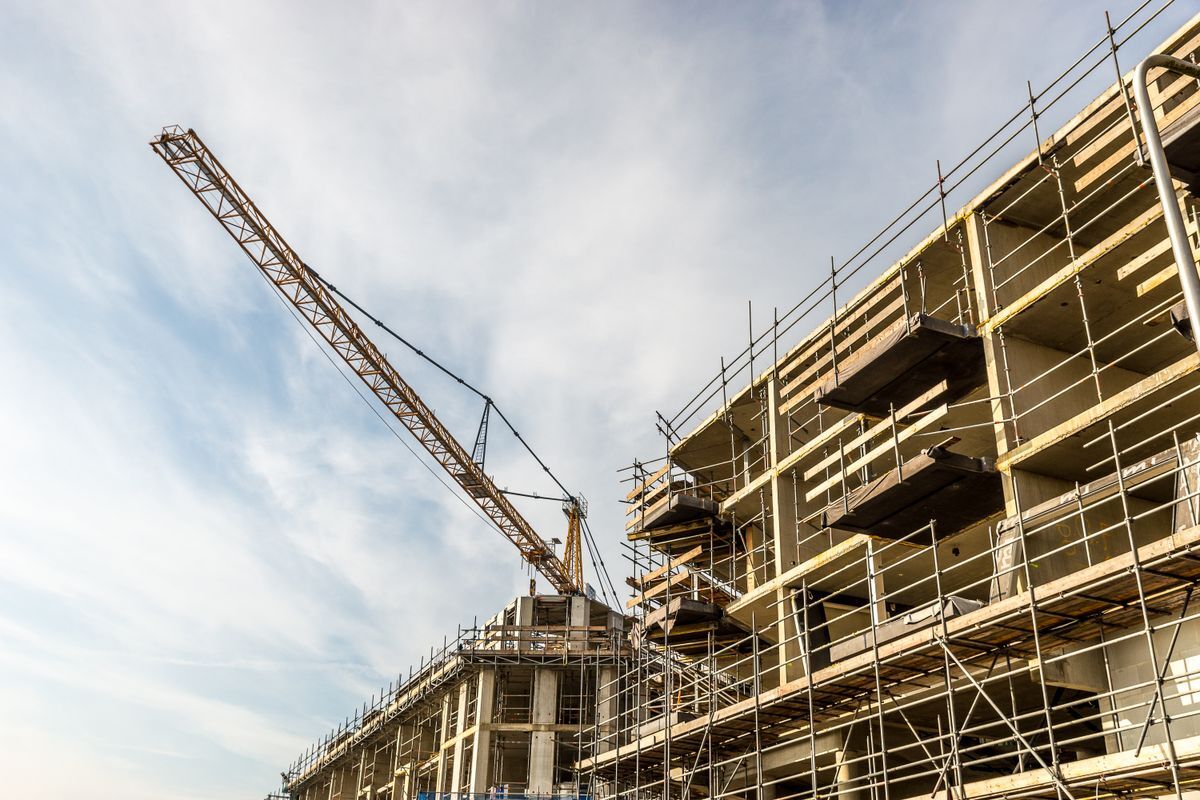 Constructora en Mitras Bicentenario