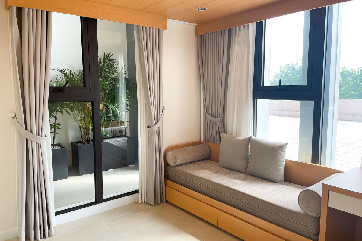 Cortinas y persianas en Ley 57