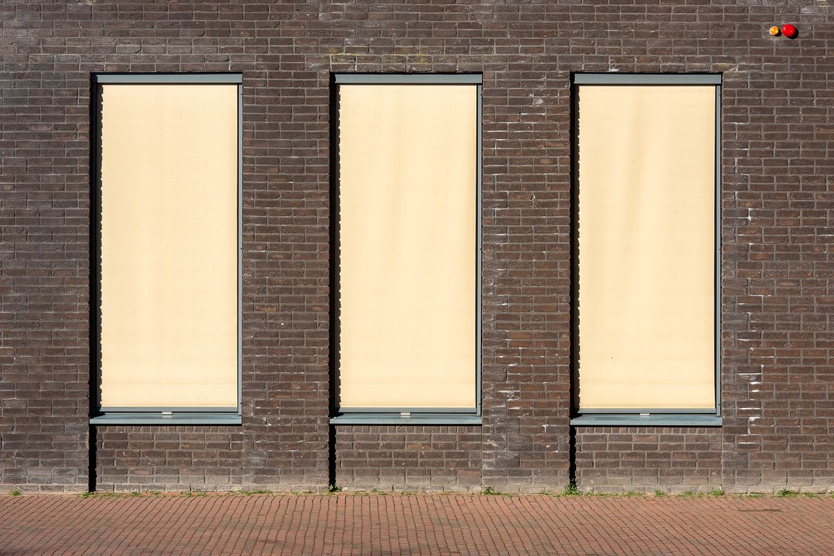 Instalación de cortinas y persianas en Comercial