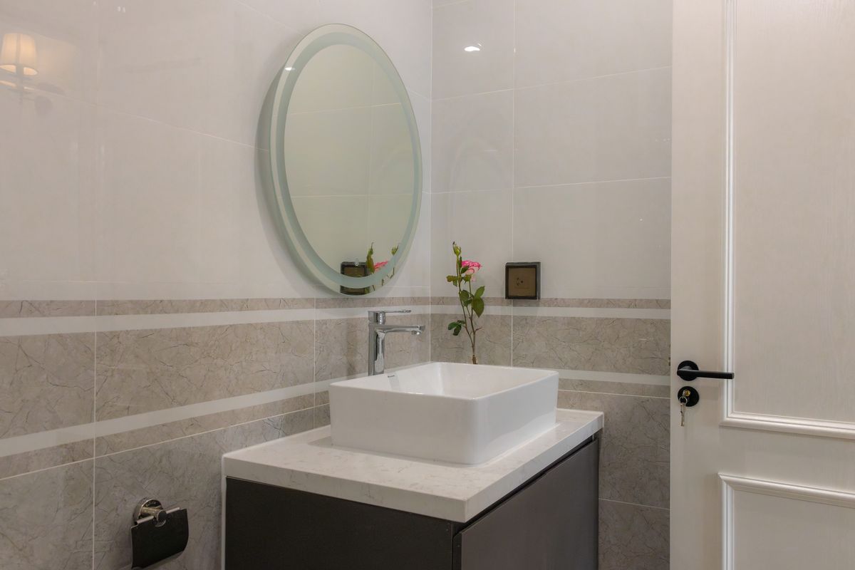 Lavabos y sanitarios en Centro