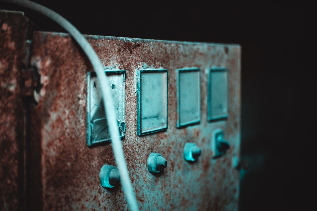 Material eléctrico en La Soledad