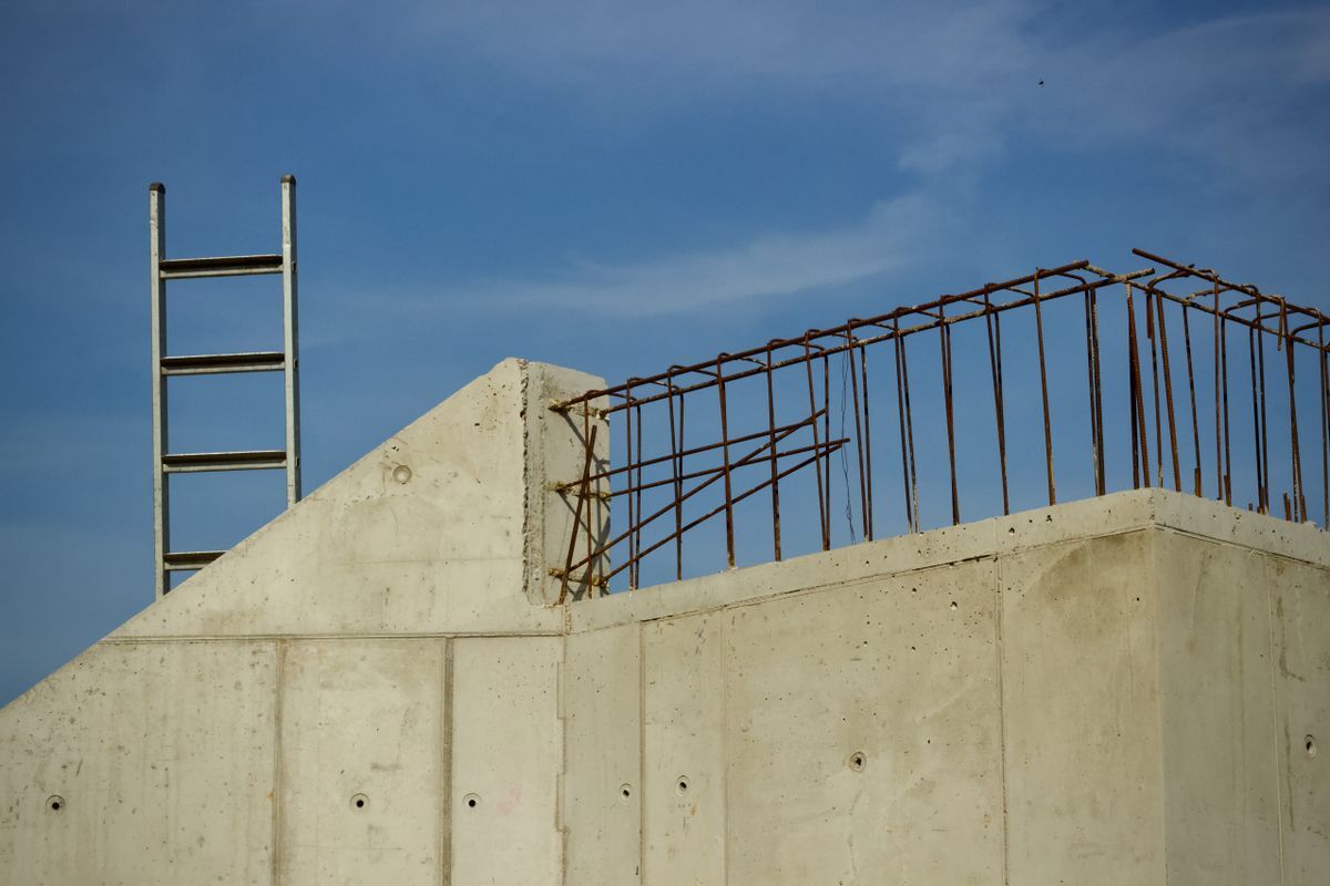 Material para construcción en Hacienda Real