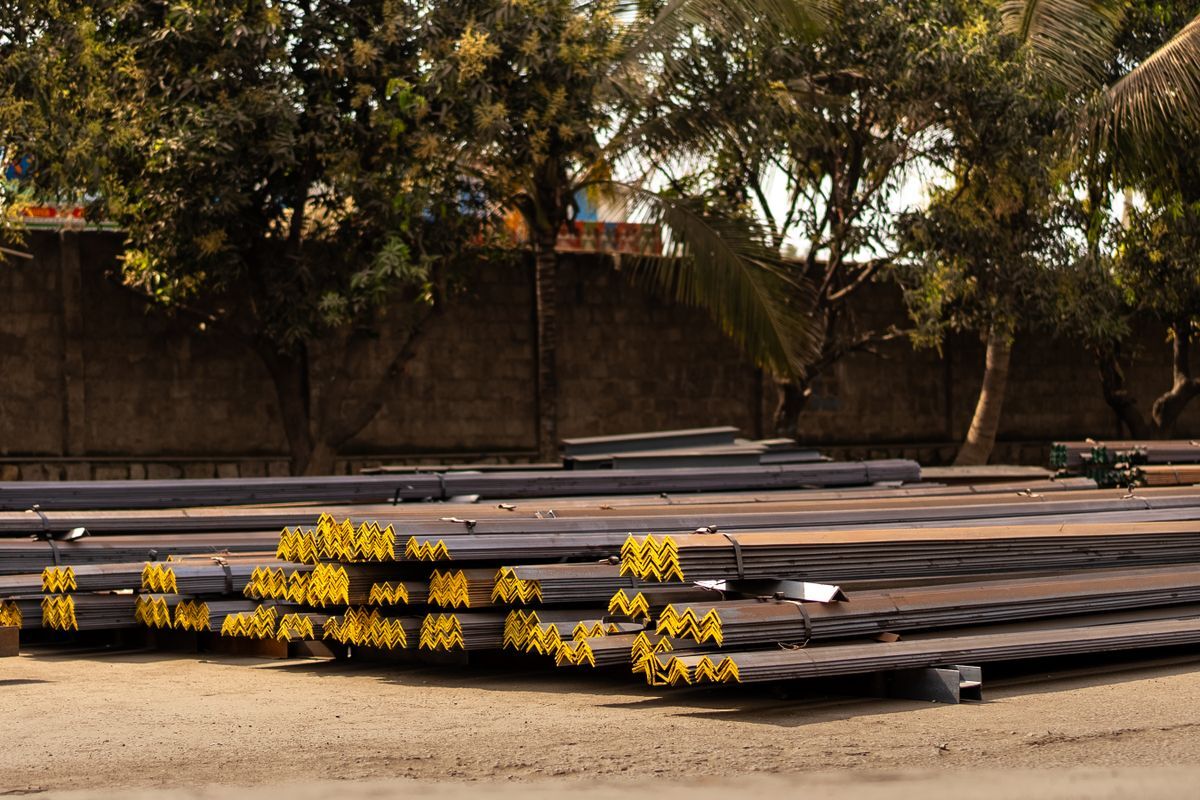 Perfiles metálicos y de aluminio en Regio Parque Industrial