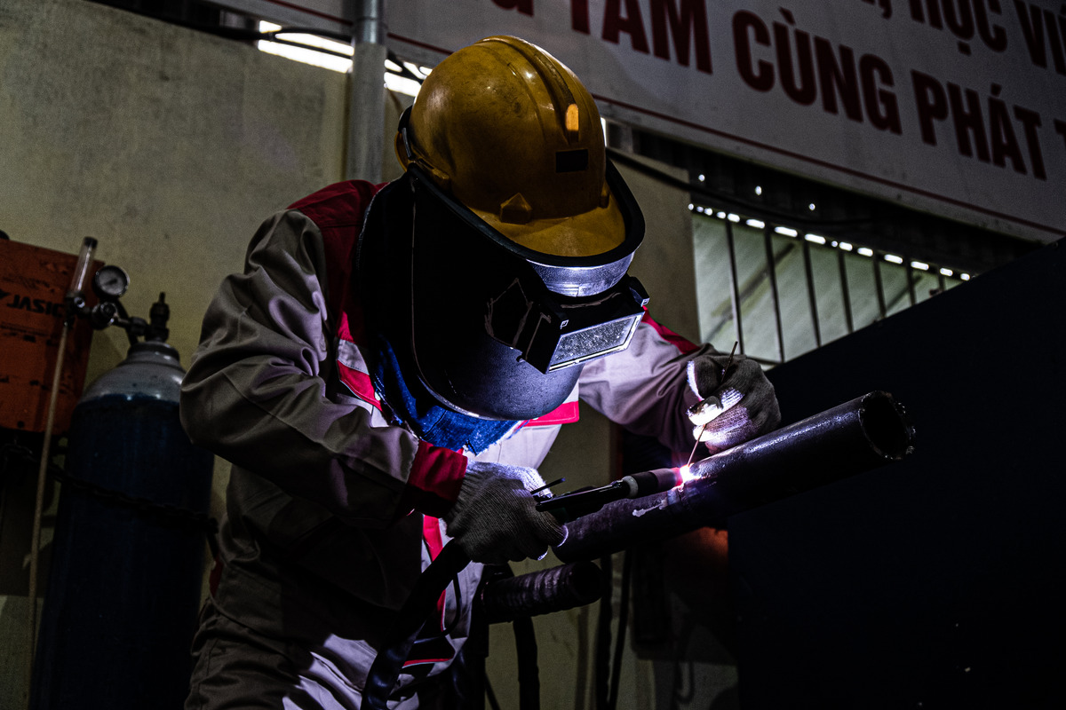 Soldadura en Industrial Unidad Nacional Dos